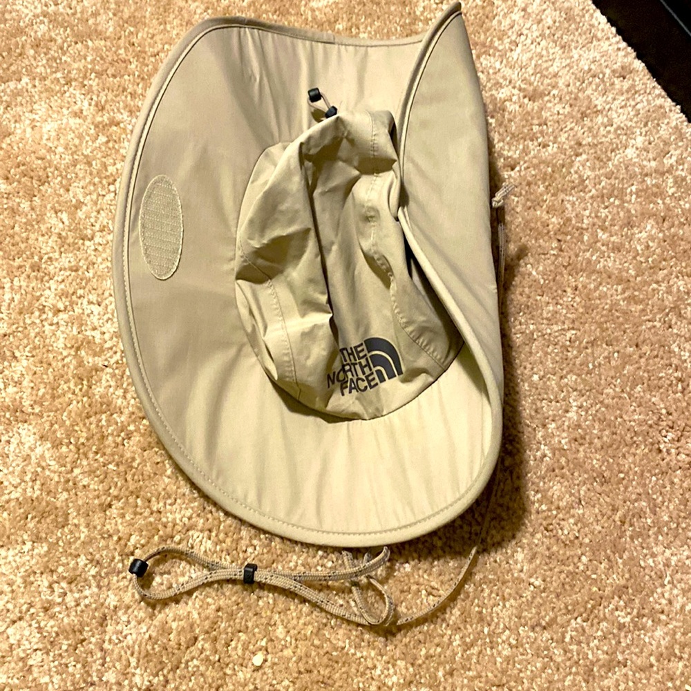 The North Face sun hat